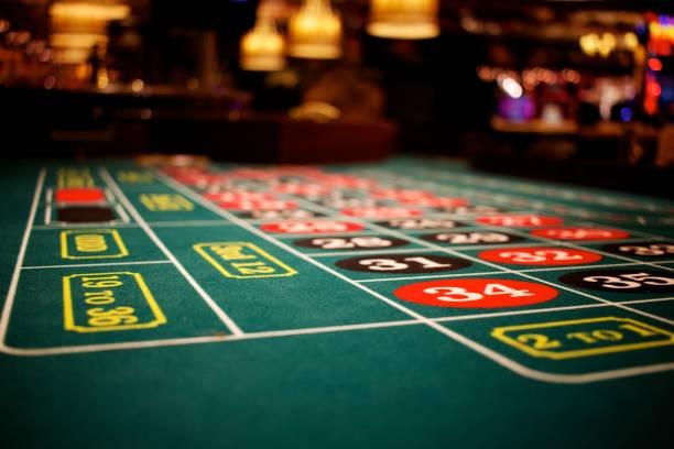 diva55 card game interface showing betting controls and live dealer action